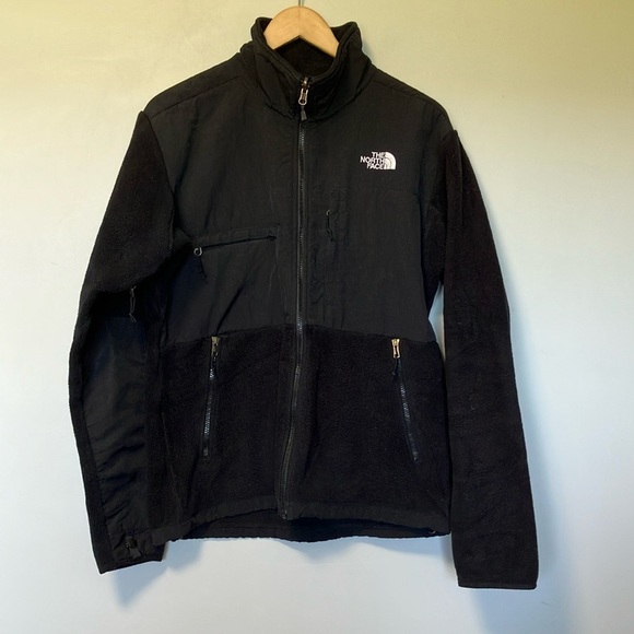 The North Face Denali Black Jacket - Picture 1 of 6